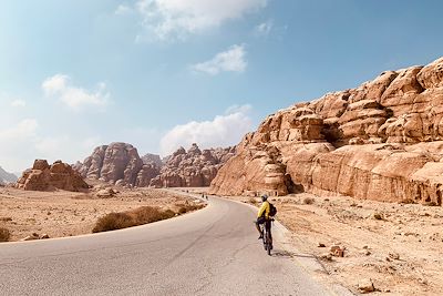 Traversée de la Jordanie en VTT électrique