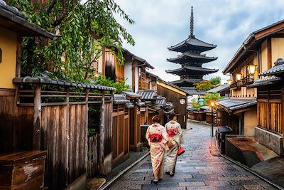 Maikos dans le quartier de Higashiyama - Kyoto - Japon