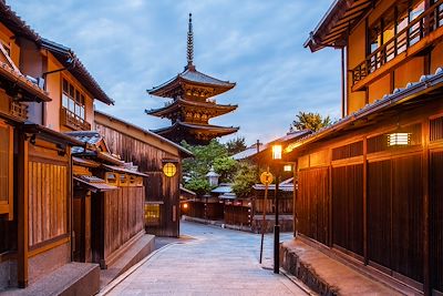© torsakarin / Adobe Stock - Kyoto - Japon Kyoto - Japon