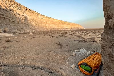 © Cédric Tassan - Bivouac - Mangystau - Kazakhstan Bivouac - Mangystau - Kazakhstan