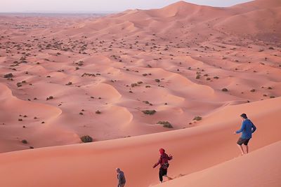 © Camille Robert - Randonnée dans les dunes de Bouird - Maroc Randonnée dans les dunes de Bouird - Maroc