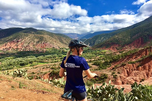 Voyage Du désert d’Agafay au Toubkal en VTT électrique