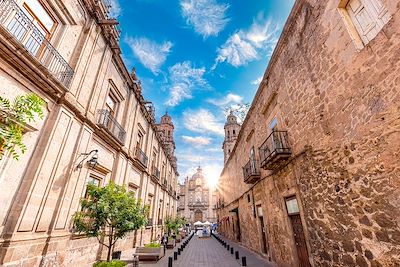 © eskystudio / Adobe Stock - Morelia - Michoacan - Mexique Morelia - Michoacan - Mexique