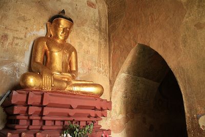 Bouddha - Temple de Bagan - Région de Mandalay - Birmanie