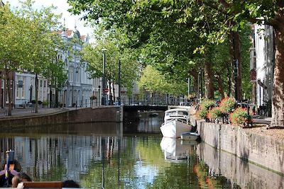 © Frank Houtstra - Le canal d'Amsterdam - Pays-Bas Le canal d'Amsterdam - Pays-Bas