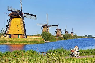 Vélos et moulins à vent - Kinderdijk - Pays-Bas