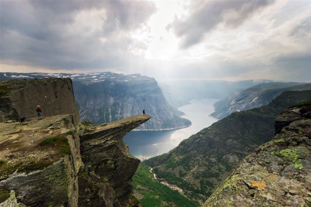 Norvège : Forêts, collines, rivières et lacs