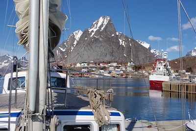 © Sarl Aztec Lady - Aztec Lady - Iles Lofoten - Norvège Aztec Lady - Iles Lofoten - Norvège