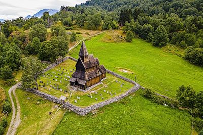 Stavkirke d'Urnes (Urnes Stave Church) - Lustrafjorden -  Norvege