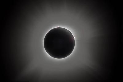 Eclipse totale en Nouvelle-Zélande avec B. Reeves