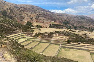 © Juliette de Swarte - Vallée de Tipón - Cusco - Pérou Vallée de Tipón - Cusco - Pérou