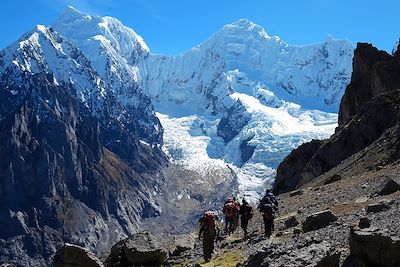 © Walter Christian Mendez Bendezu - Huayhuash - Siula - Sarapo - Pérou Huayhuash - Siula - Sarapo - Pérou