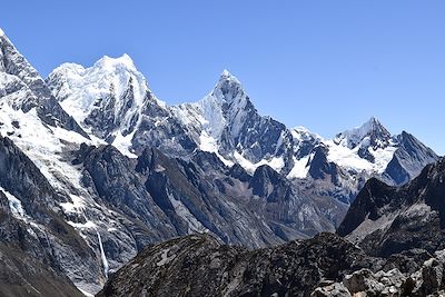 © Walter Christian Mendez Bendezu - Mirador Tres Lagunas Vista - Huayhuash - Pérou Mirador Tres Lagunas Vista - Huayhuash - Pérou