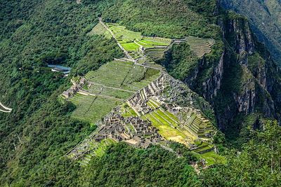 © Yann Guiguen - Vue depuis le Huayna Picchu - Pérou Vue depuis le Huayna Picchu - Pérou