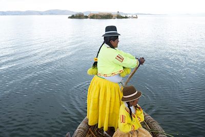 Habitants du lac Titicaca au Pérou