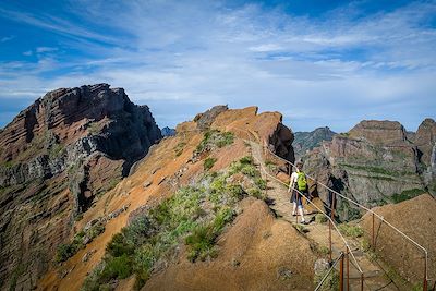 © AlexanderNikiforov / Adobe Stock - Randonnée jusqu'au Pico Ruivo - Madère - Portugal Randonnée jusqu'au Pico Ruivo - Madère - Portugal