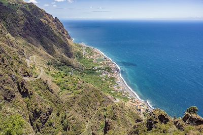 © Vermeulen-Perdaen / Adobe Stock - Paul do Mar - Madère - Portugal Paul do Mar - Madère - Portugal