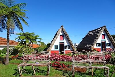 © Eurofun Touristik GmbH - Région de Santana - Madère - Portugal Région de Santana - Madère - Portugal