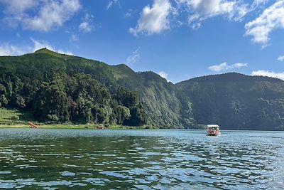 Vue sur le lac de Sete Cidades - Ile de São Miguel - Açores - Portugal