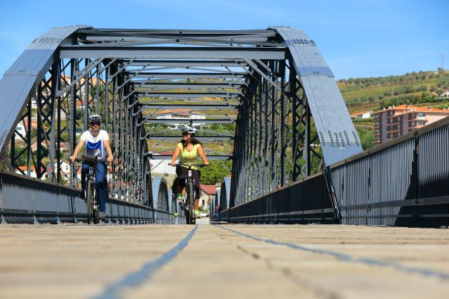 Voyage La vallée du Douro : vélo, vin, nature et traditions