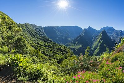 Panorama sur le cirque de Mafate - La Réunion