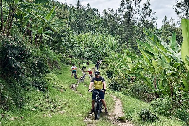 VTT / Gravel : Le tour du Rwanda à vélo Voyage Le tour du Rwanda à vélo