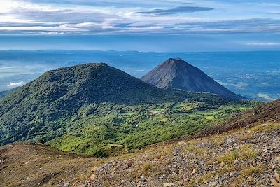 Vue sur le volcan Izalco et Cerro Verde puis l'Ilamatepec - Salvador