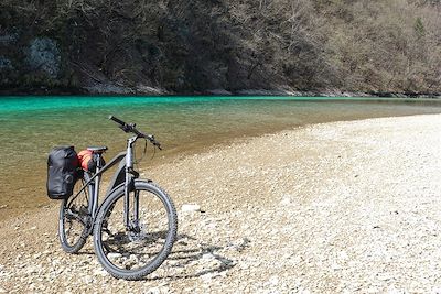 Pause au bord de la Soca - Slovénie