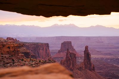© Brian Fulda/Stocksy - mesa arch, Canyonlands National Park, Utah mesa arch, Canyonlands National Park, Utah