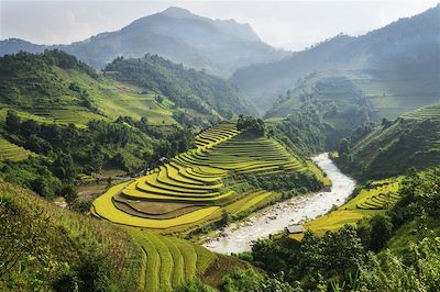 Tribus du Tonkin, Halong et Cité Impériale