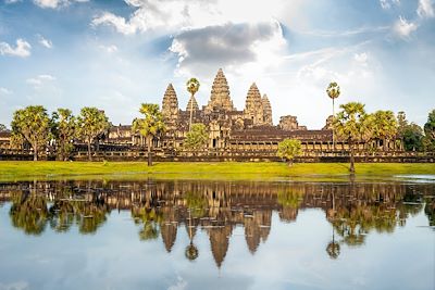 Voyage Mystérieuse baie d'Halong et sourires d'Angkor 1