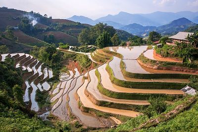 Des peuples des monts à la baie d'Ha Long