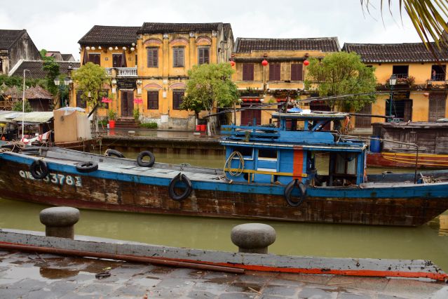 Canal et maisons coloniales - Hoi Han - Vietnam