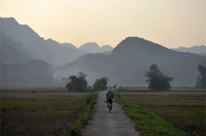 Immersion et rencontre, le Nord du Vietnam à vélo